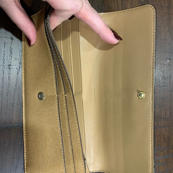 Coach Wallet - Picture 4 of 4